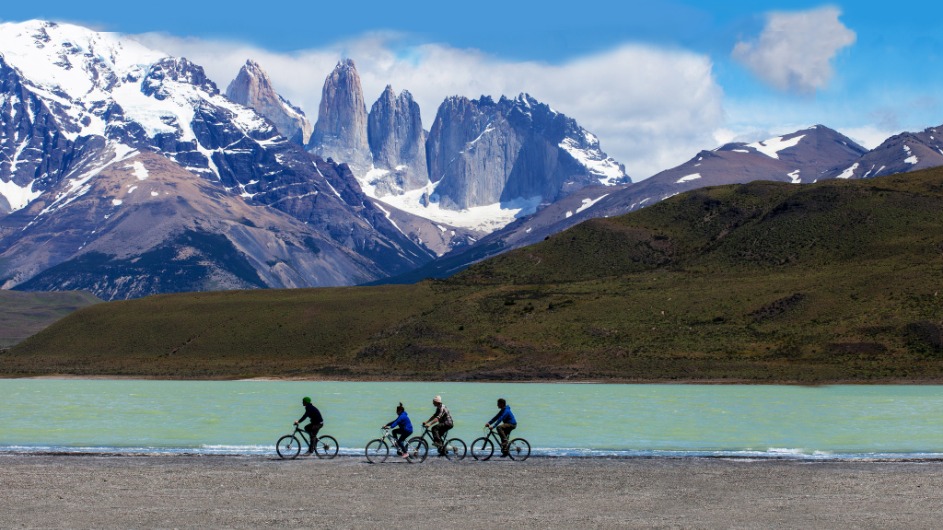 Chile - EcoCamp Biking - Cascada