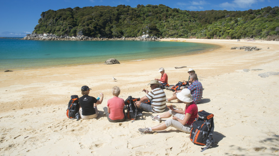 Neuseeland Abel Tasman Nationalpark Pause am Strand