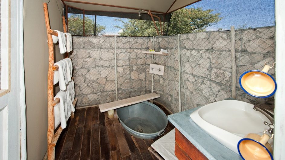 Namibia Etosha Nationalpar Anderssons Camp Ansicht Badezimmer