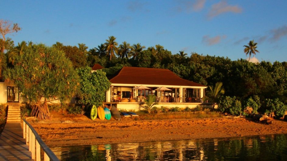 Tonga Vavau Kapa Island Reef Resort Restaurant und Bootsanleger