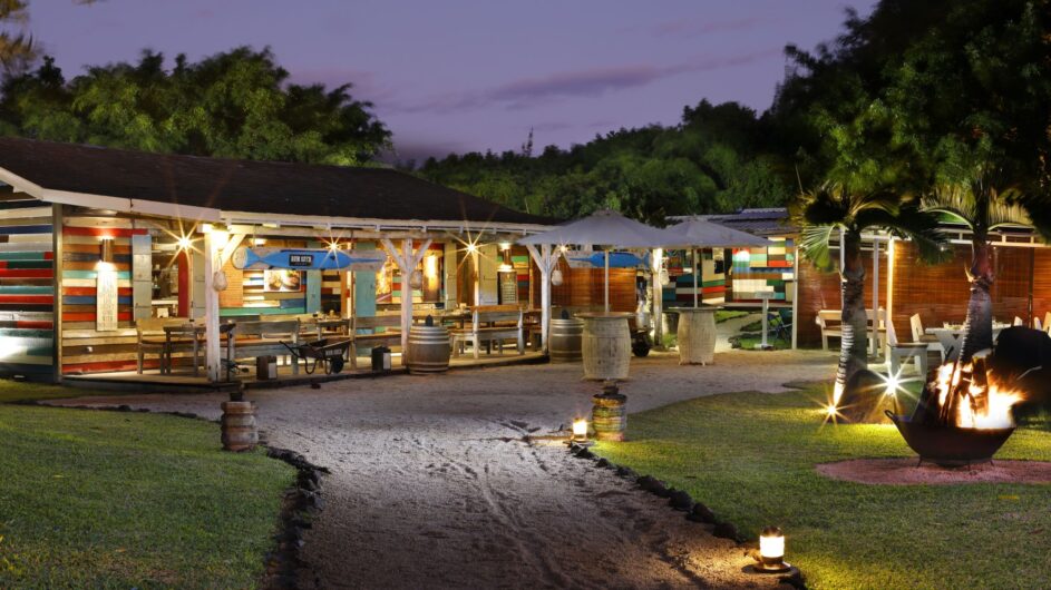 Mauritius - Shanti Maurice Resort -Rum Shed Bar Grill